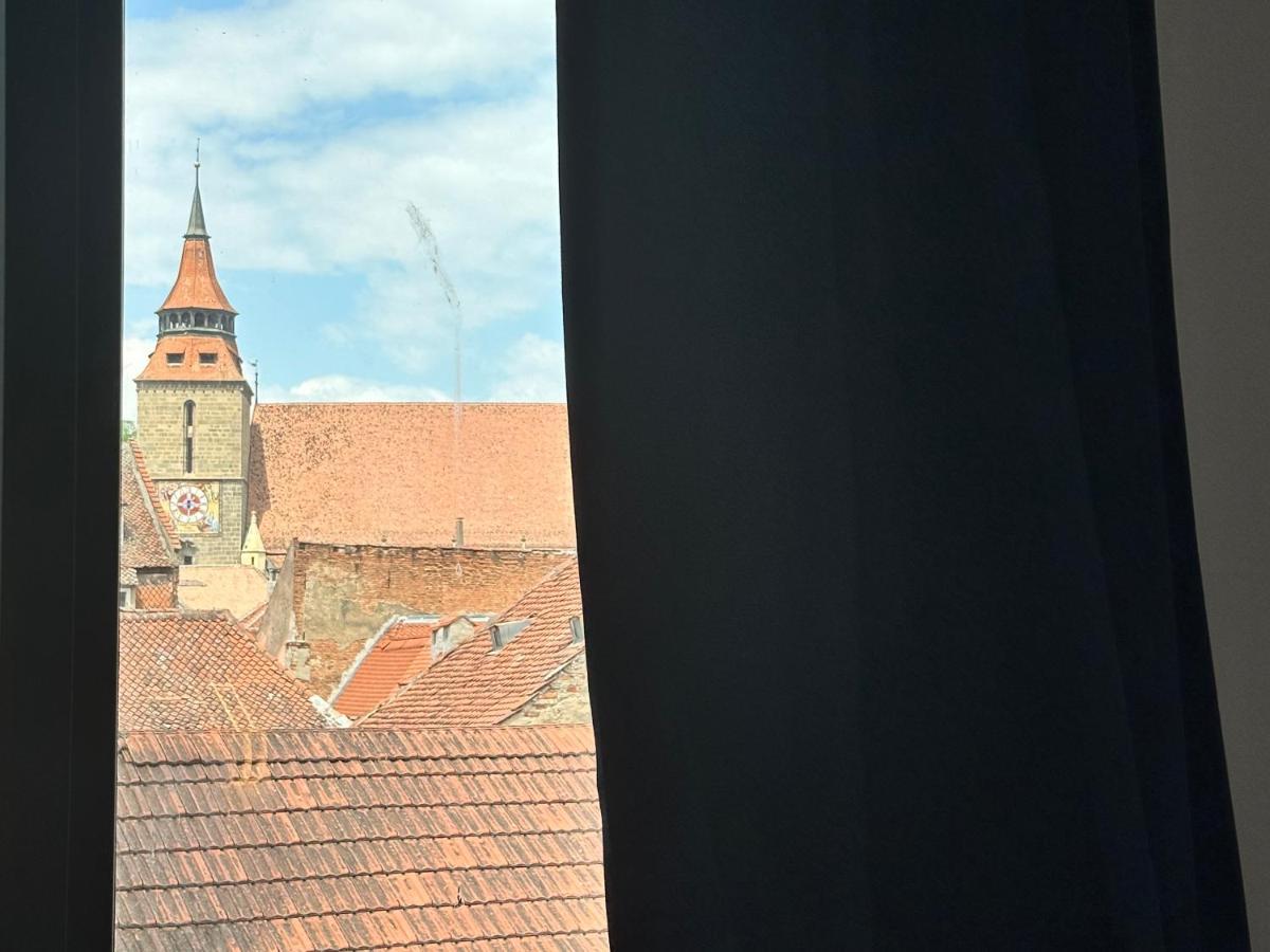 Peaceful Condo For Romantic Getaways Near Black Church - 3Min Walk Braşov Eksteriør billede